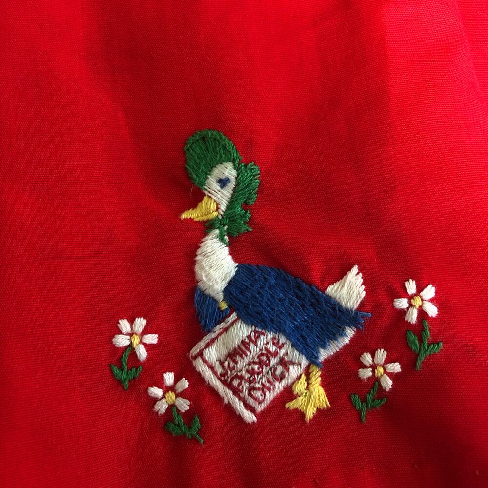 Vintage‎ Beatrix Potter Embroidered Dress Red Jemima Puddleduck 70s 80s 4T Rare - Picture 3 of 11